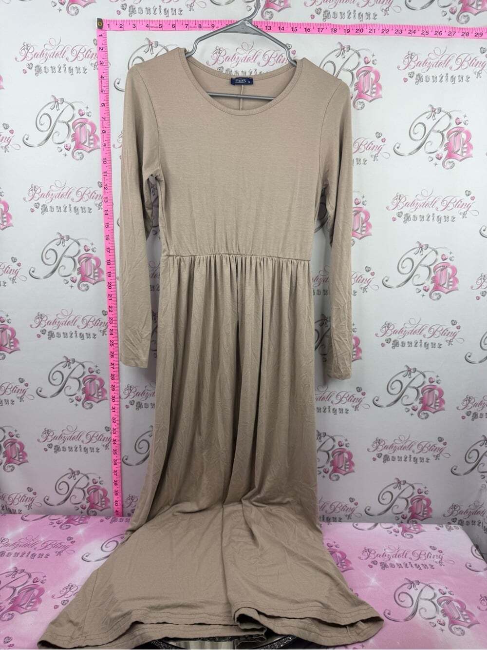 P.N.R long sleeve brown flowy maxi Women’s Long Sleeve Maxi Dress in Taupe